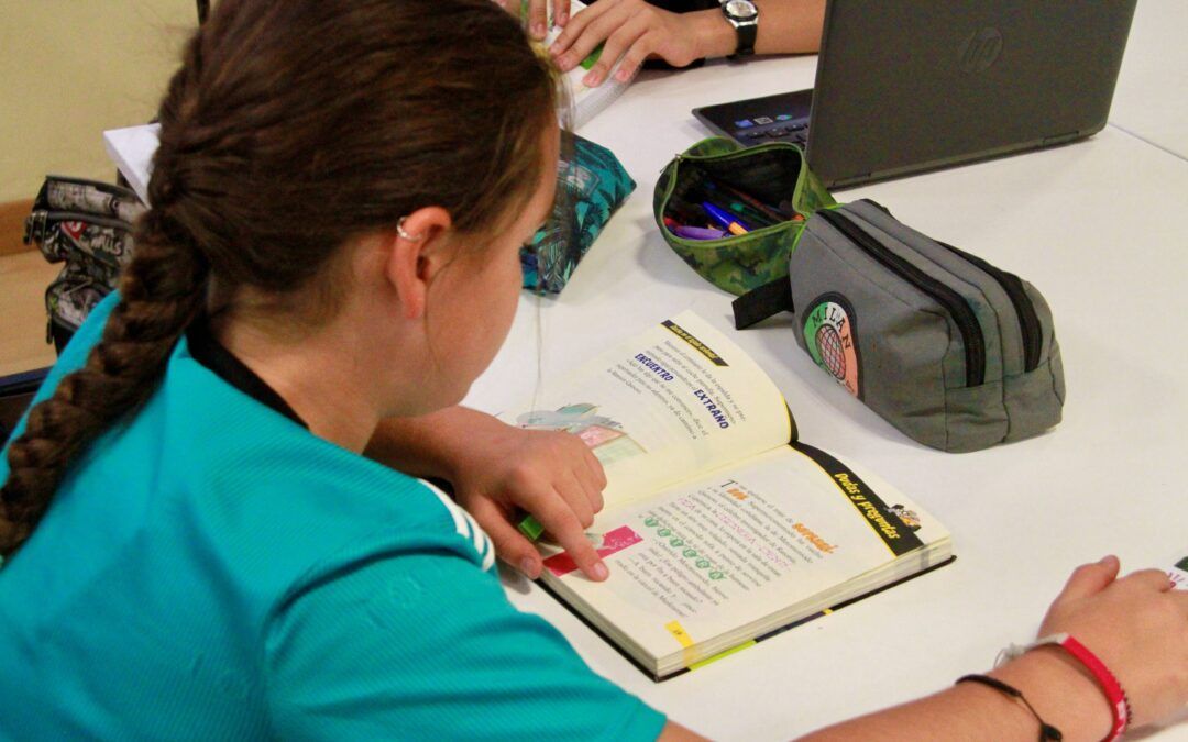 La Rueca celebra el Día del Libro impulsando la lectura y la creatividad en comunidad