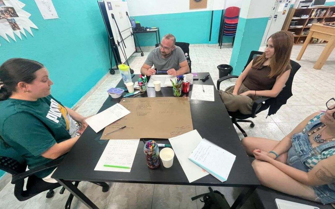 Formación en gestión de conflictos y mediación para profesionales de la Red de Institutos Distrital (RID)